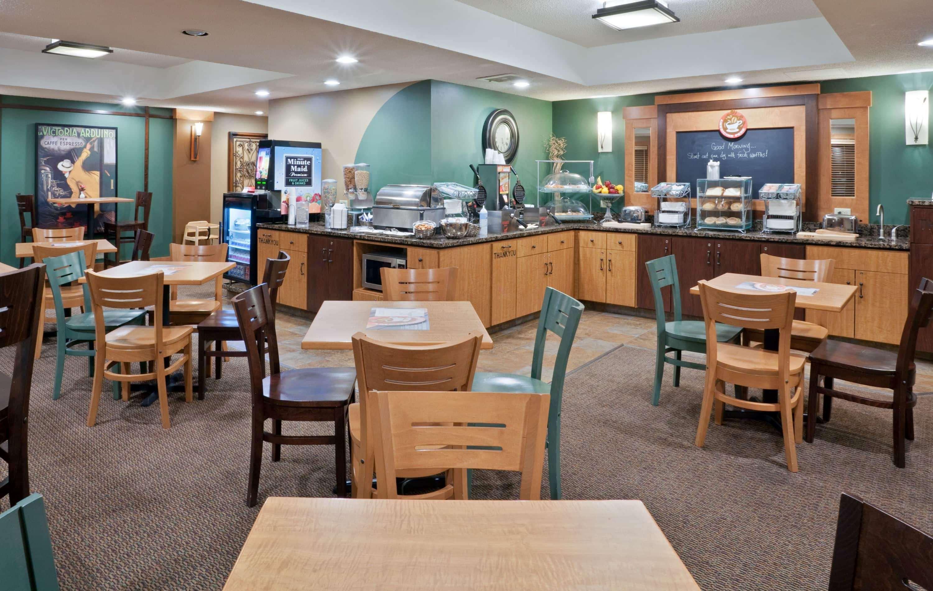 Americinn By Wyndham Chanhassen Kültér fotó